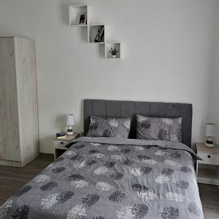 Apartments Ogurlic Herceg Novi Szoba fotó